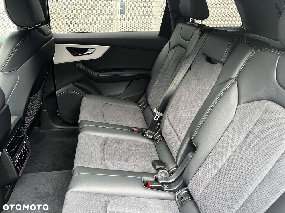 Audi Q7 - 23