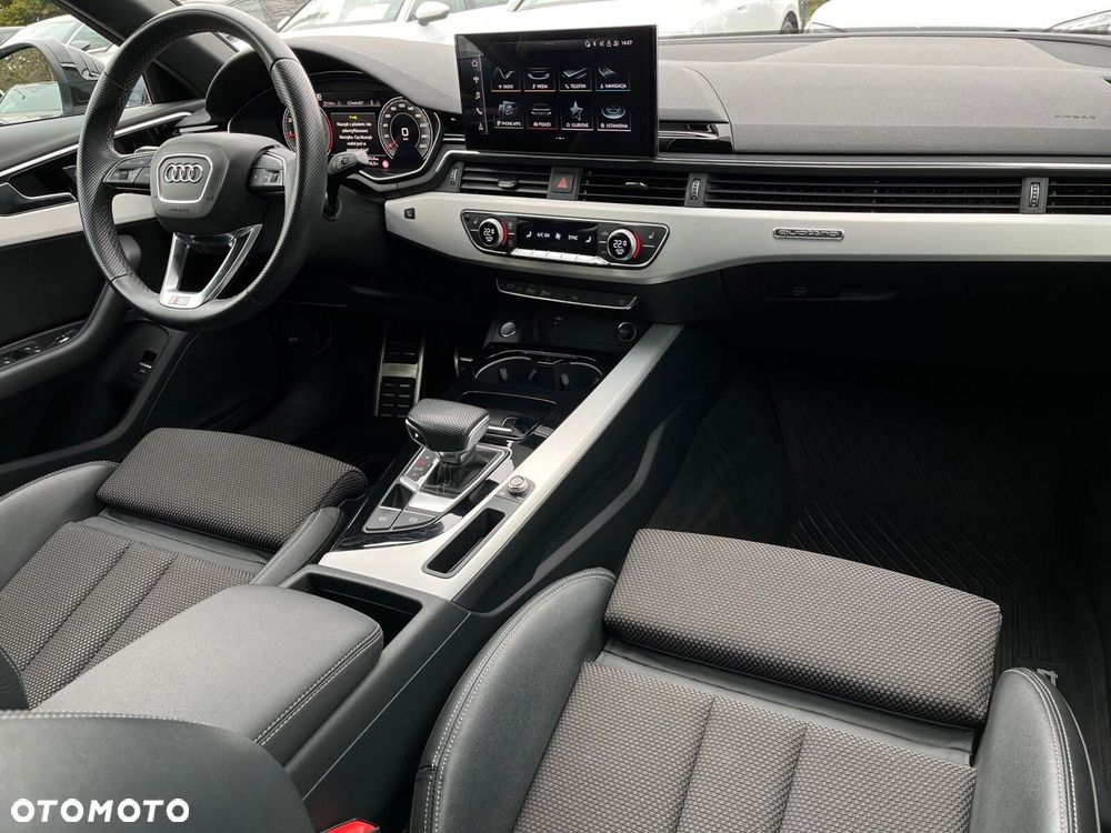 Audi A4 Limousine - 13