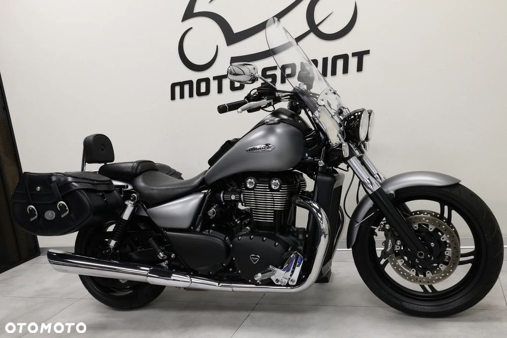 Triumph Thunderbird - 6