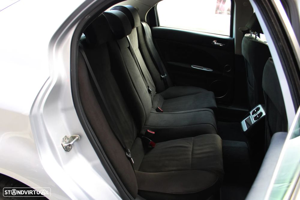 Alfa Romeo 159 1.9 JTDM 16V - 27