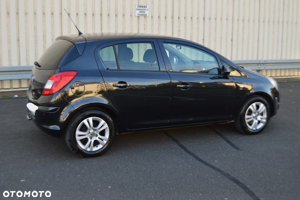 Opel Corsa - 10