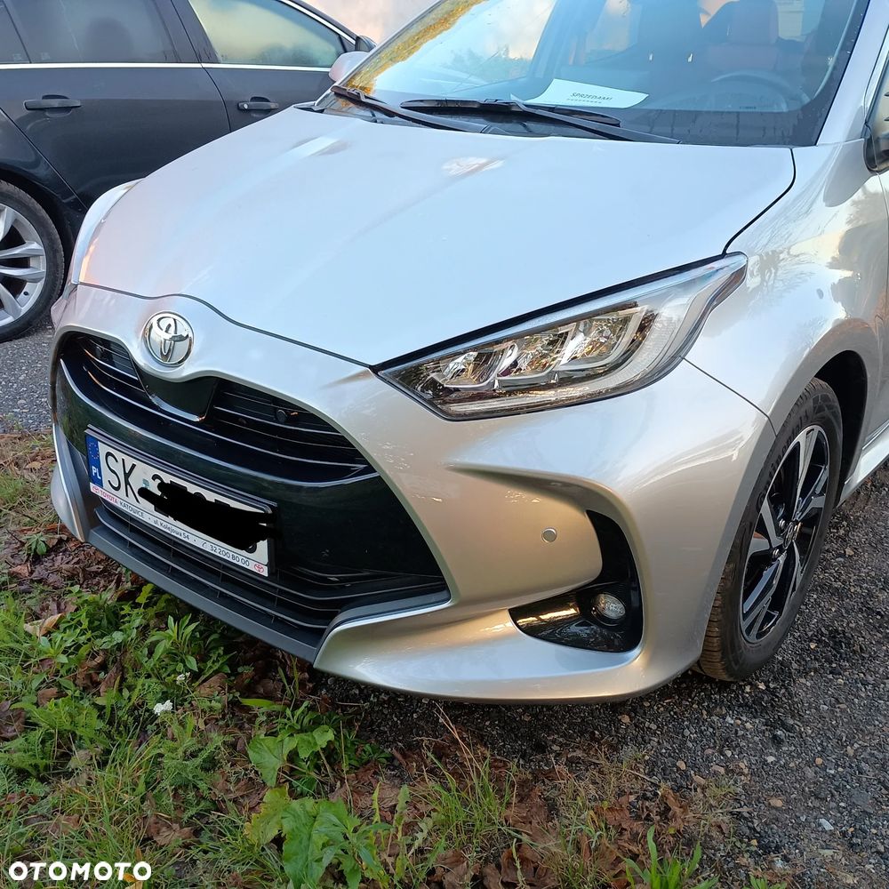 Toyota Yaris Hybrid 1.5 Style - 16