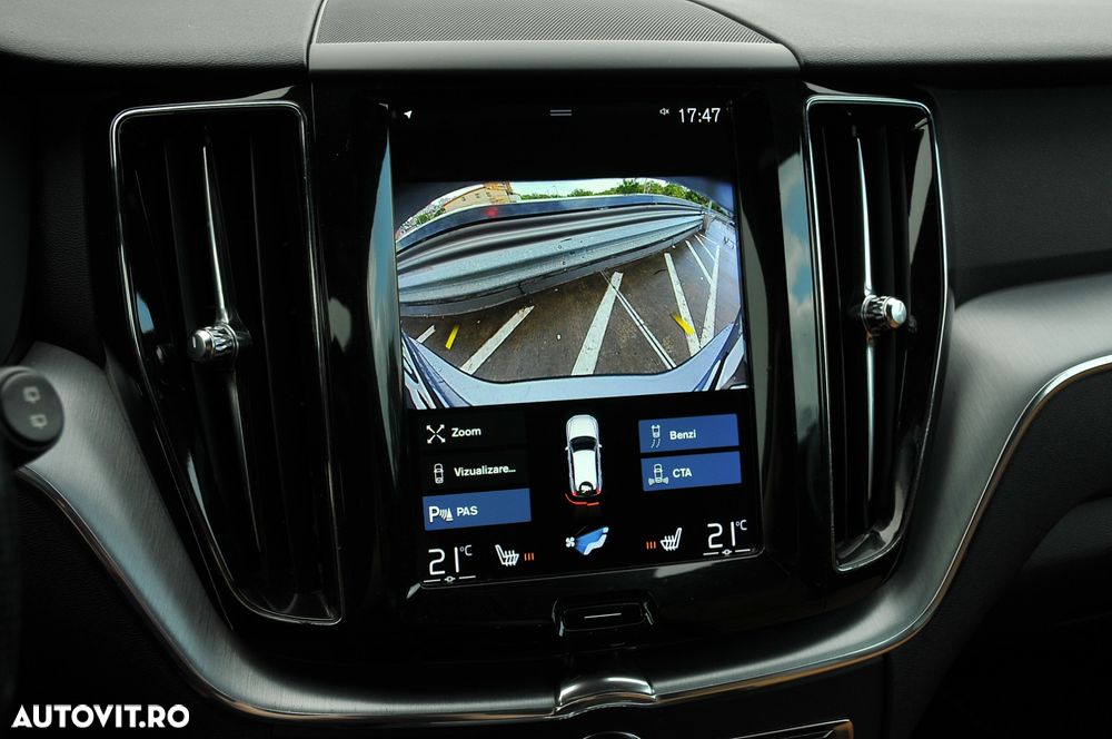 Volvo XC 60 D4 AWD Geartronic Momentum - 19
