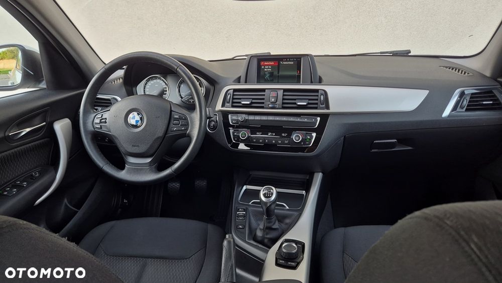 BMW Seria 1 116d Sport Line Shadow - 8