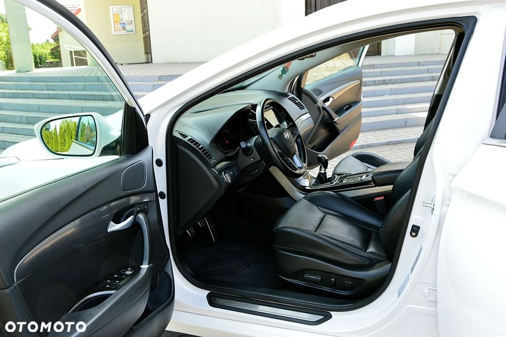 Hyundai i40 - 24