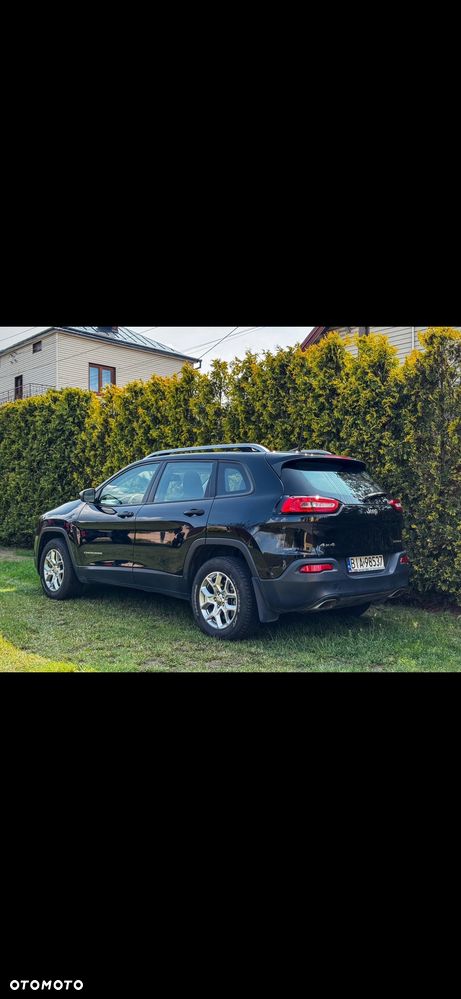 Jeep Cherokee - 8