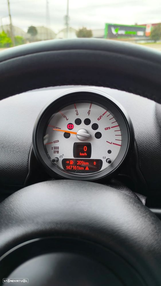 MINI Countryman Cooper D - 25