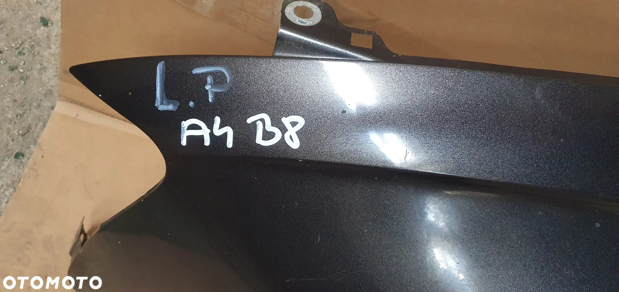 Błotnik lewy przód przedni lewy Audi A4 B8 - 6