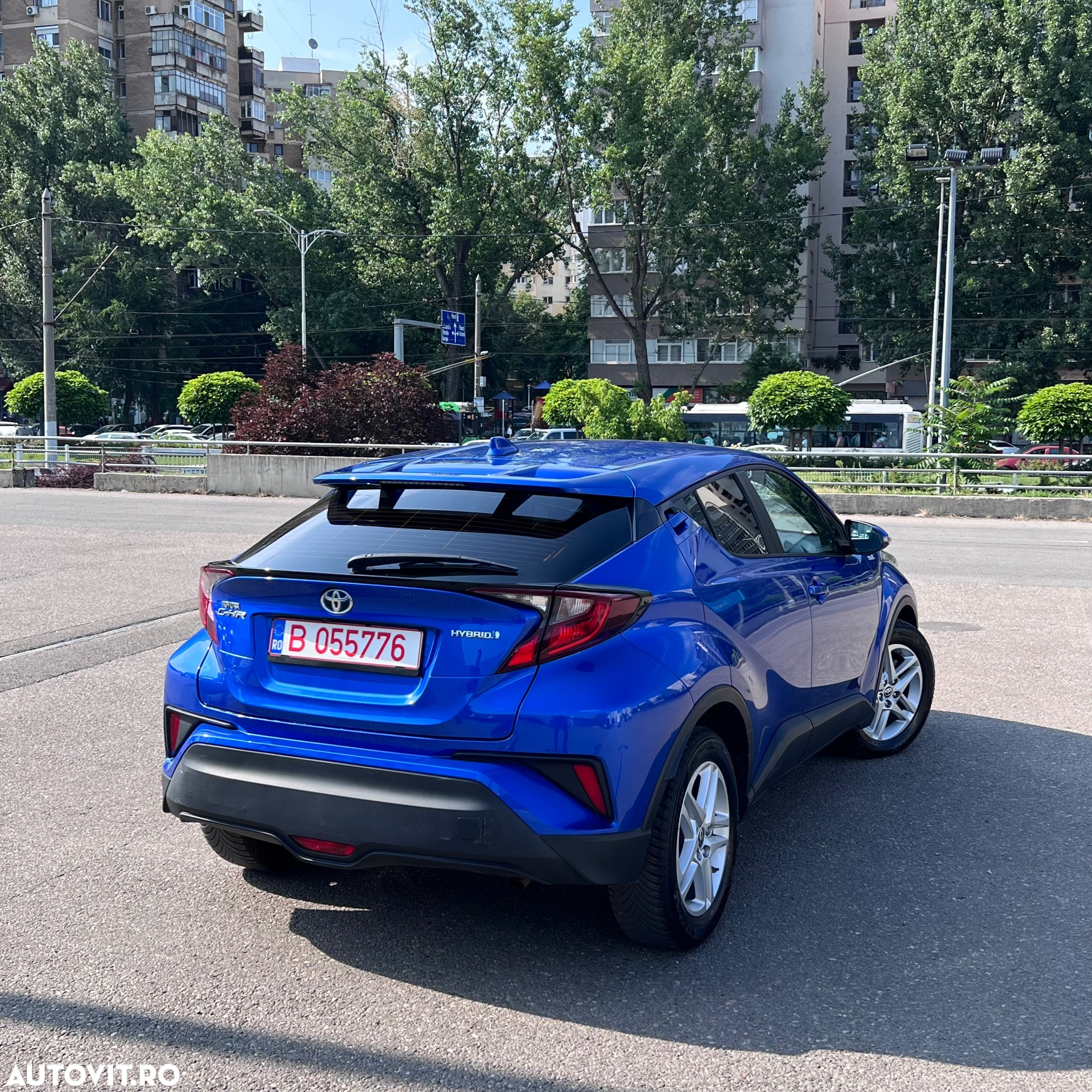 Toyota C-HR Hybrid Business-Edition - 10