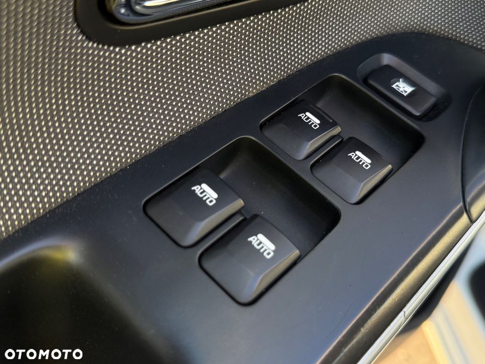 Kia Ceed - 13