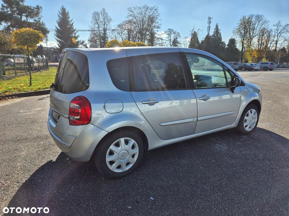 Renault Modus Grand 1.6 16V ESP Dynamique - 2