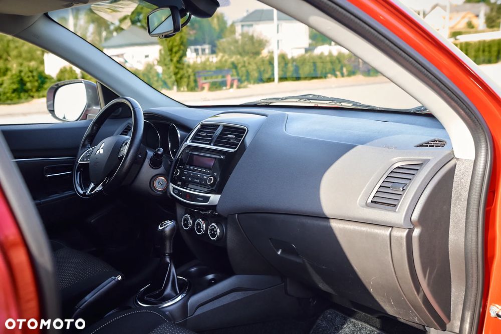 Mitsubishi ASX - 9