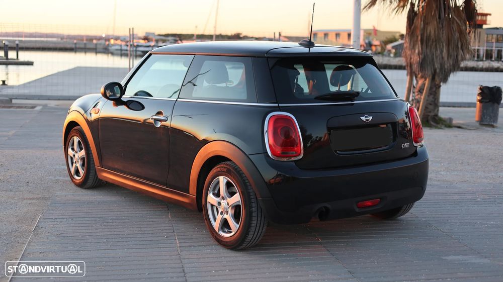 MINI 3 Portas One - 3