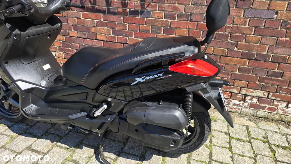 Yamaha X-max - 10