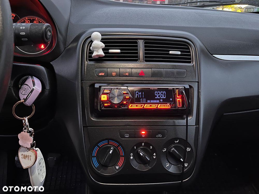 Fiat Grande Punto - 10