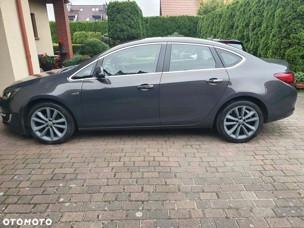 Opel Astra - 3