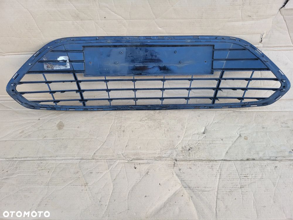 KRATKA SRODKOWA ZDERZAKA FORD MONDEO MK4 LIFT - 10