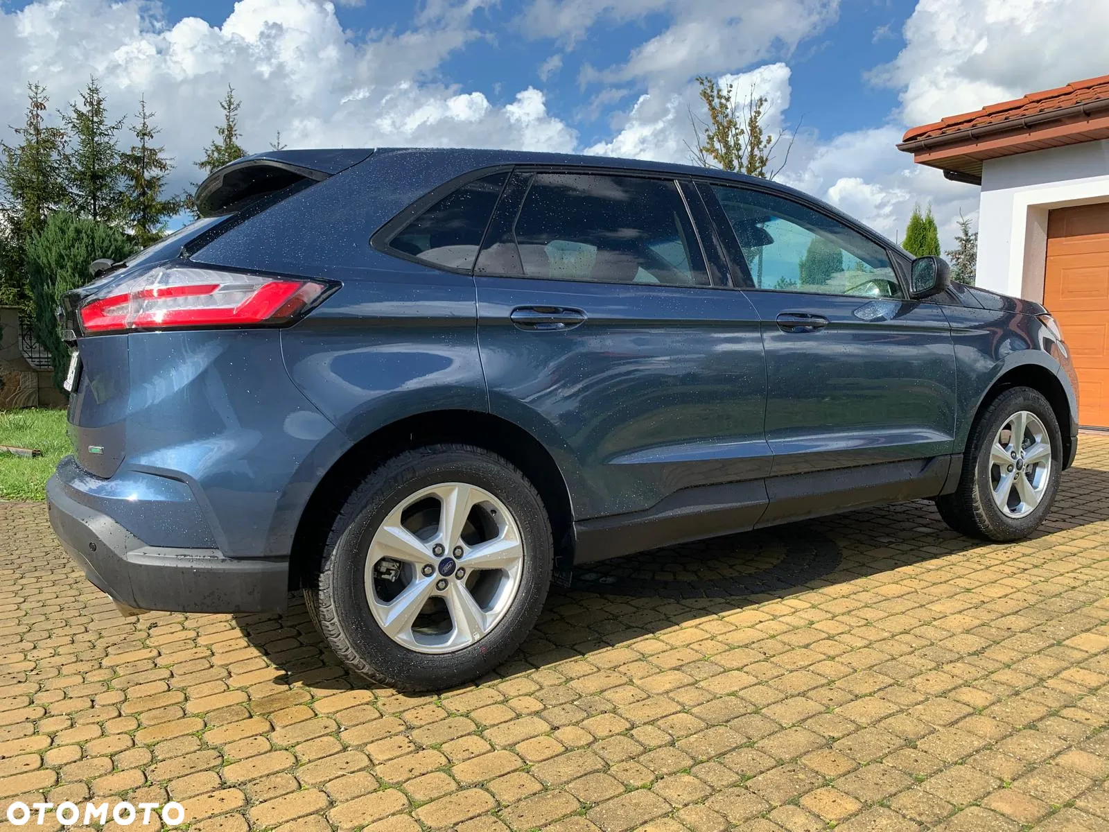 Ford Edge - 4