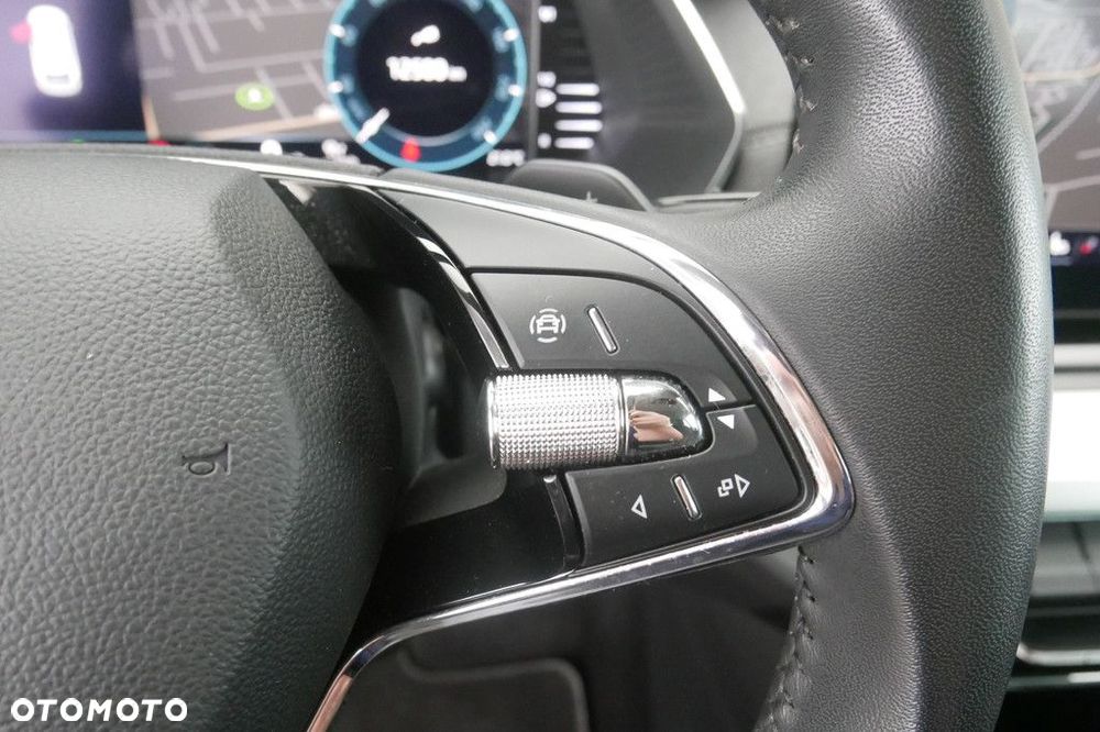 Skoda Octavia 2.0 TDI Style DSG - 23