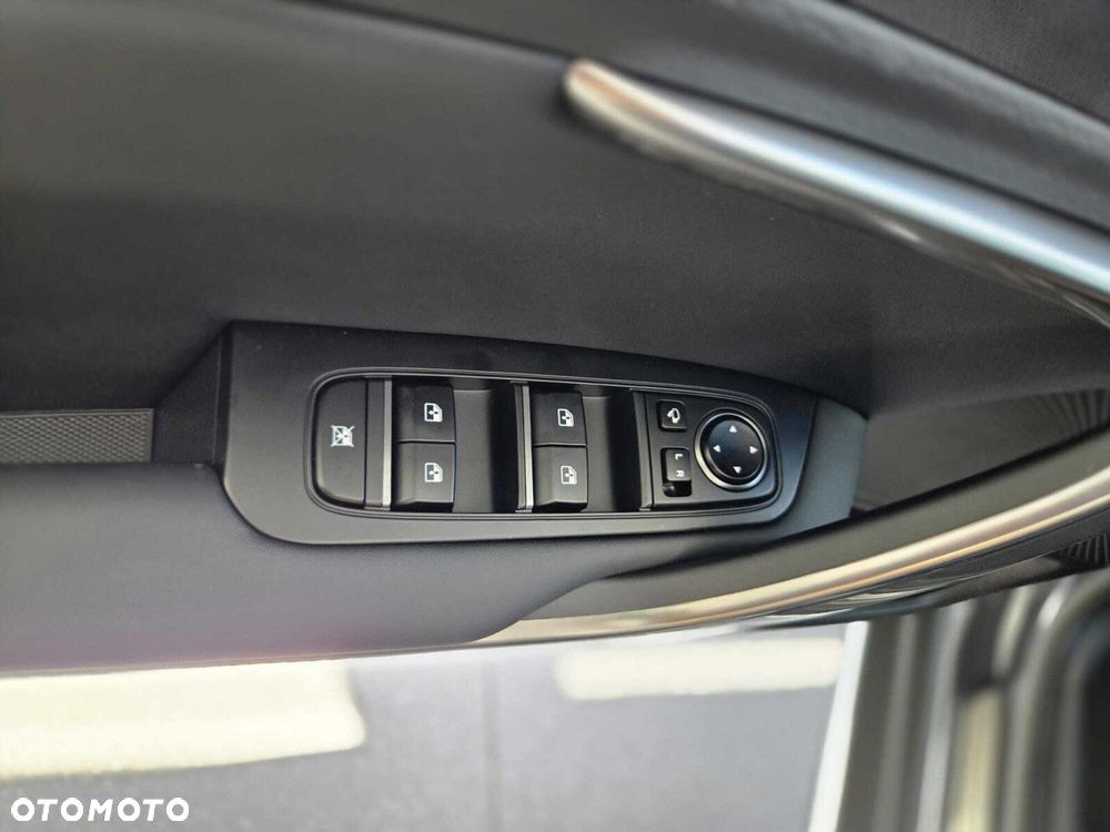 Kia XCeed - 13