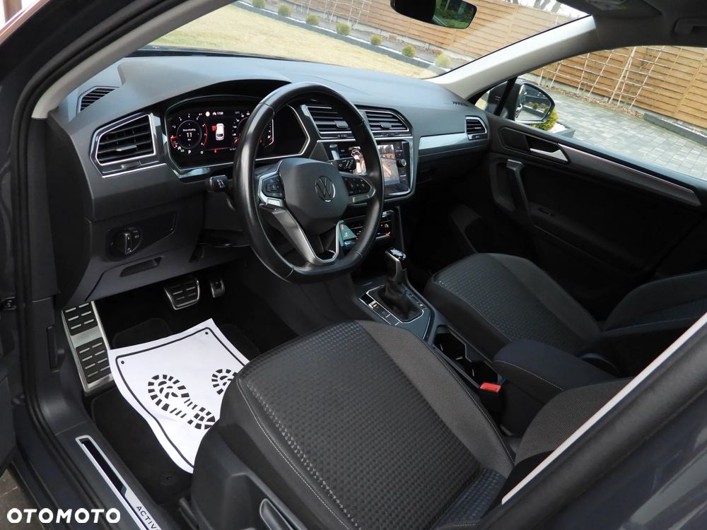 Volkswagen Tiguan - 35