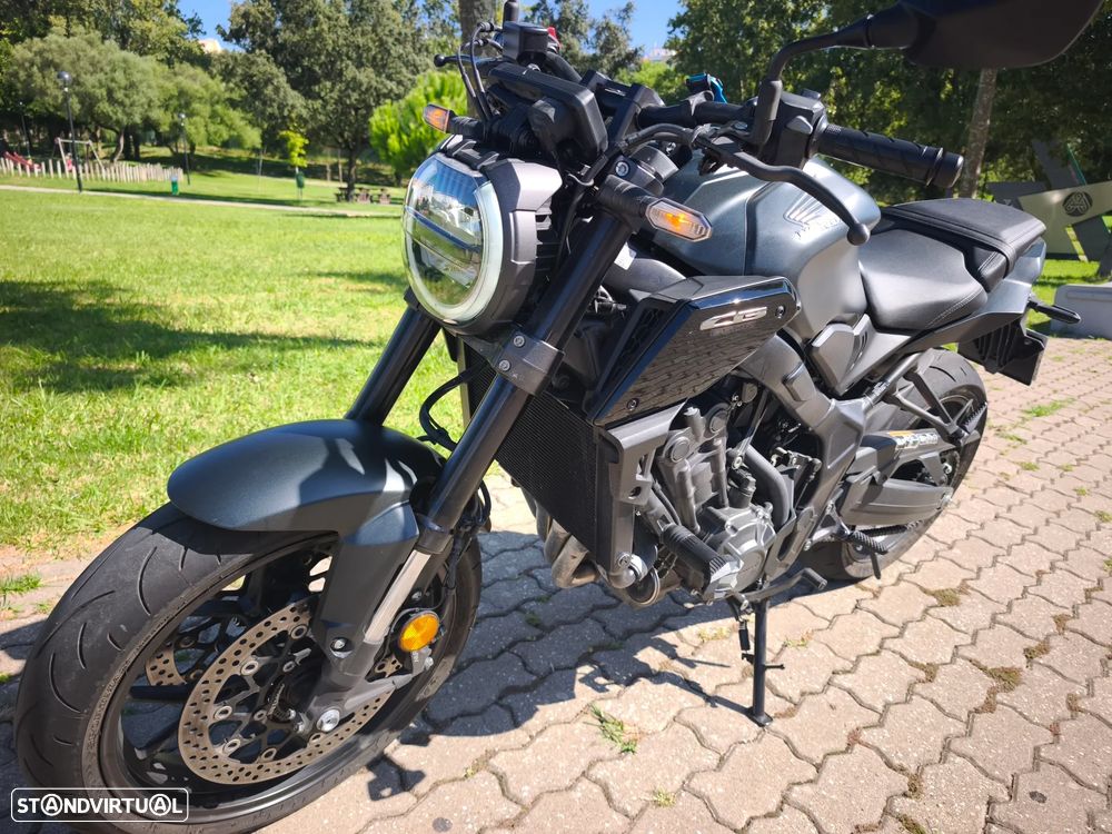 Honda CB 650R - 7