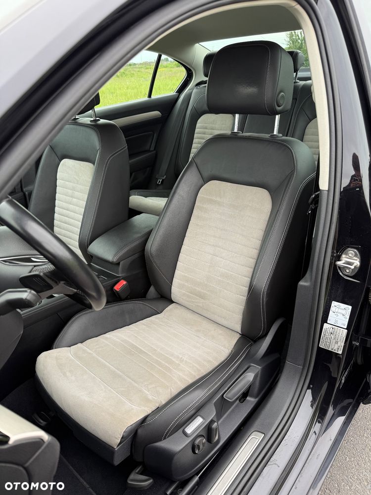 Volkswagen Passat 2.0 TDI BMT 4Mot Highline DSG - 30