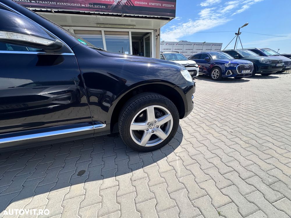 Volkswagen Touareg - 14