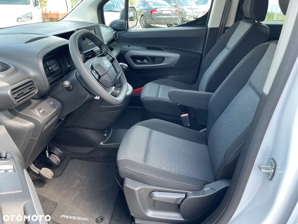 Toyota Proace City Verso 1.5 D-4D Business - 12