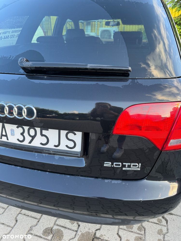 Audi A4 Avant 2.0 TDI - 9