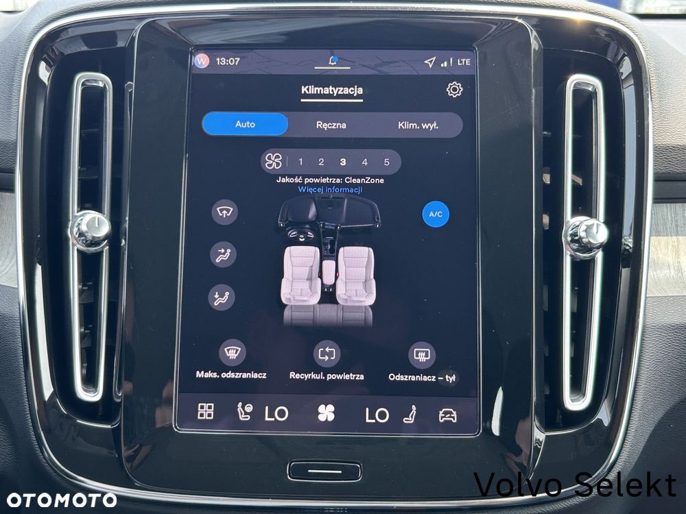 Volvo XC 40 - 18