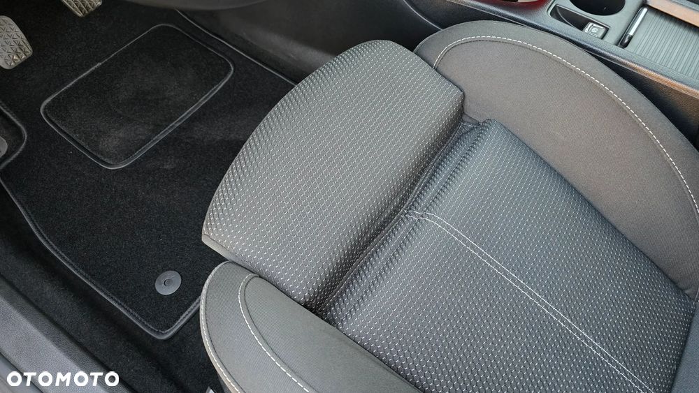Opel Astra - 25