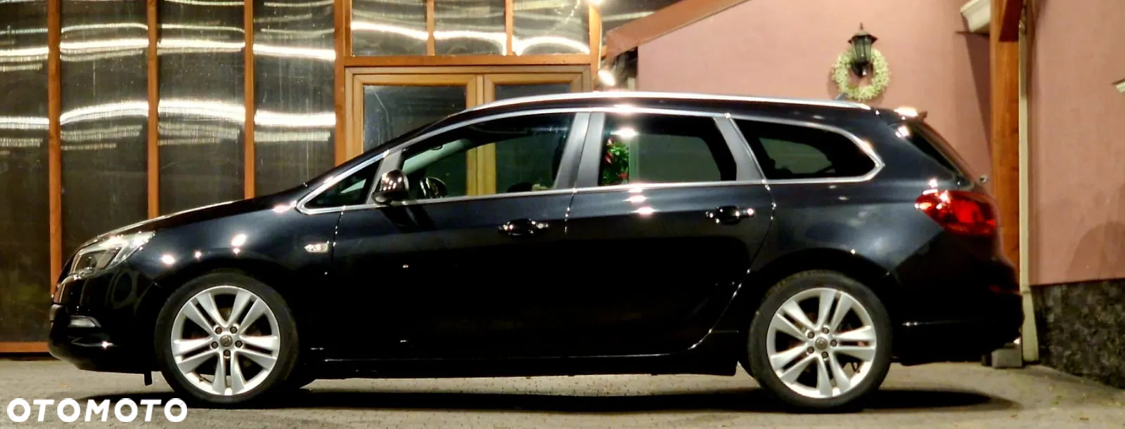 Opel Astra 1.6 Turbo Sports Tourer Design Edition - 30