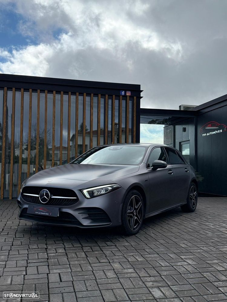 Mercedes-Benz A 250 e AMG Line - 33
