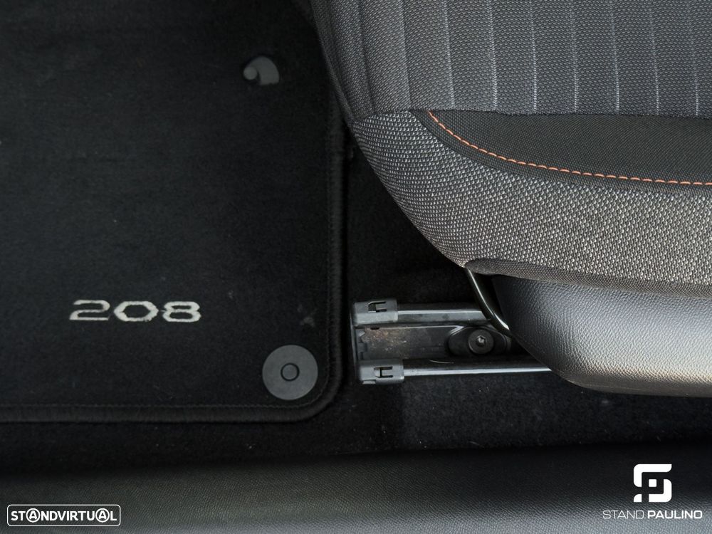 Peugeot 208 1.2 PureTech Active - 13