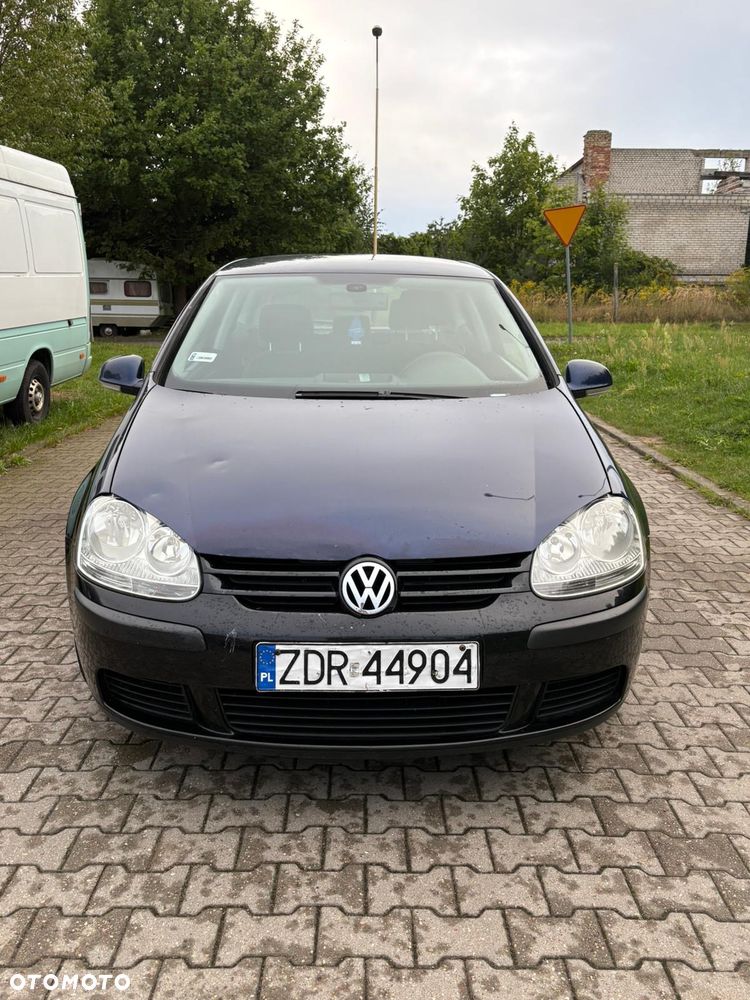 Volkswagen Golf - 5