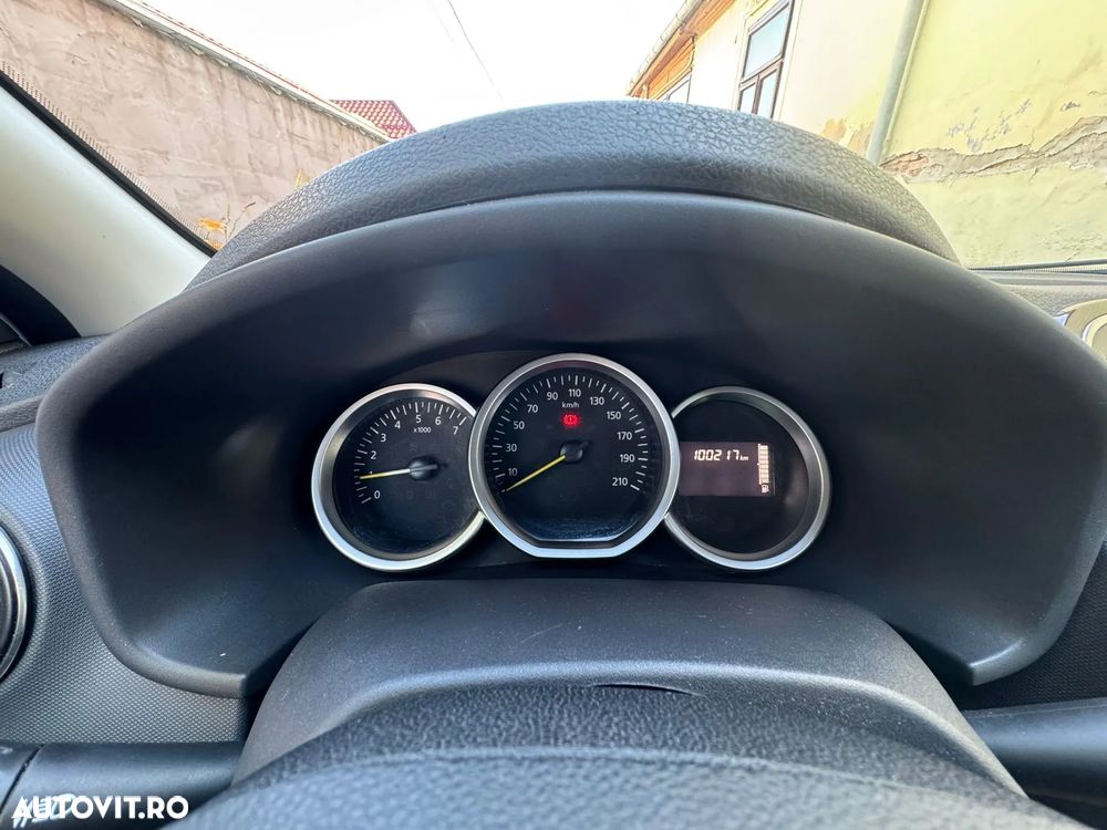 Dacia Logan 0.9 90CP Laureate - 5