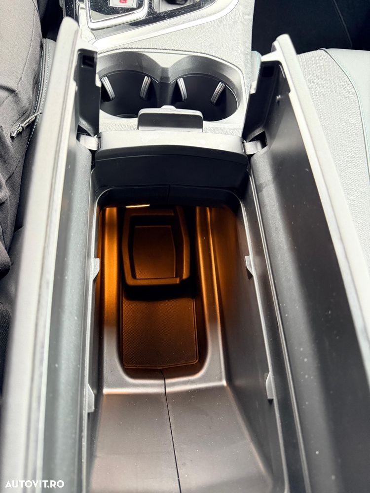 Peugeot 3008 PHEV 180 EAT8 Allure Pack - 12