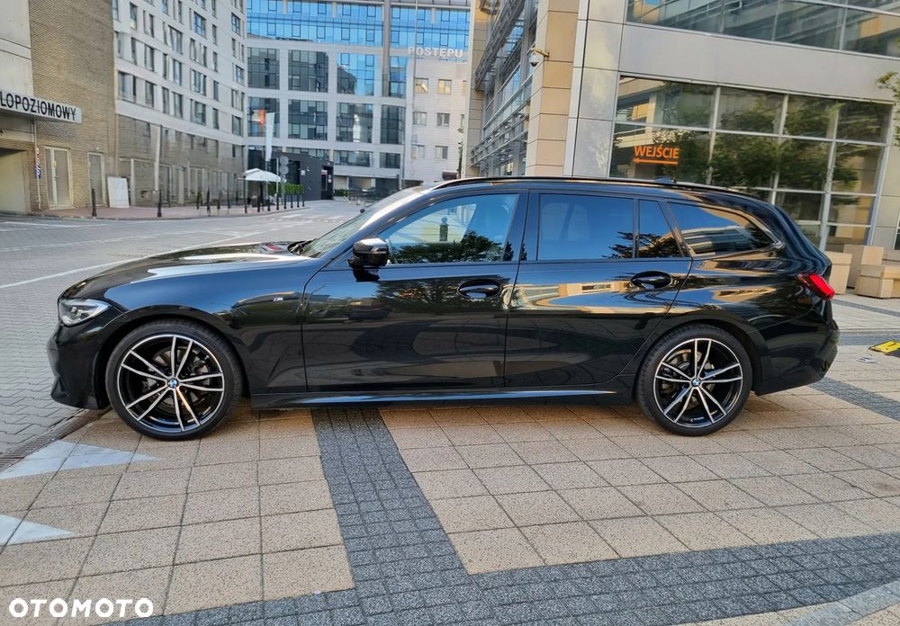 BMW Seria 3 320d xDrive M Sport Sport - 4