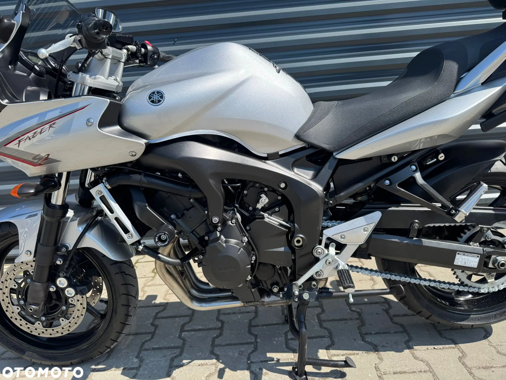 Yamaha FZ6 - 13