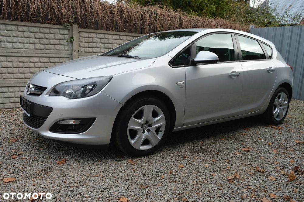 Opel Astra - 2