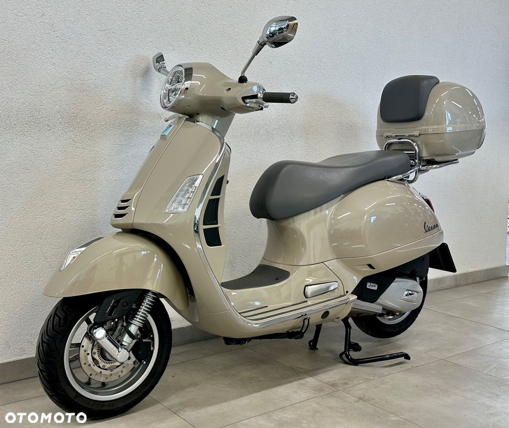 Vespa GTS - 2