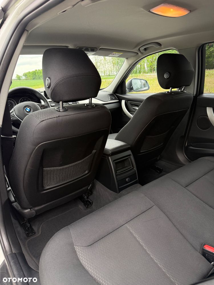 BMW Seria 3 - 14