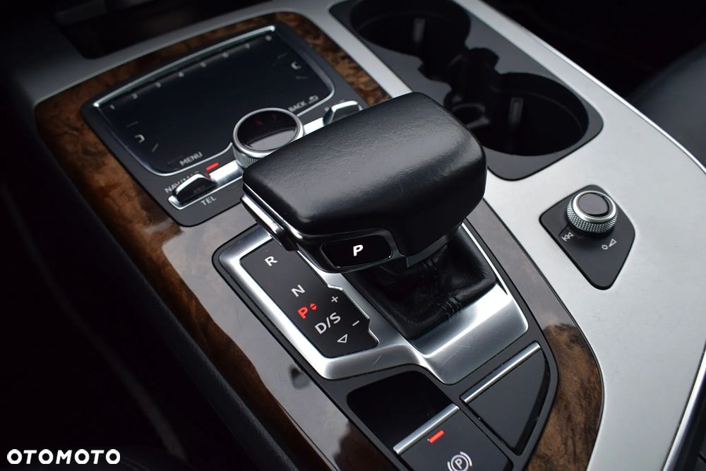 Audi Q7 3.0 TFSI Quattro Tiptronic - 22