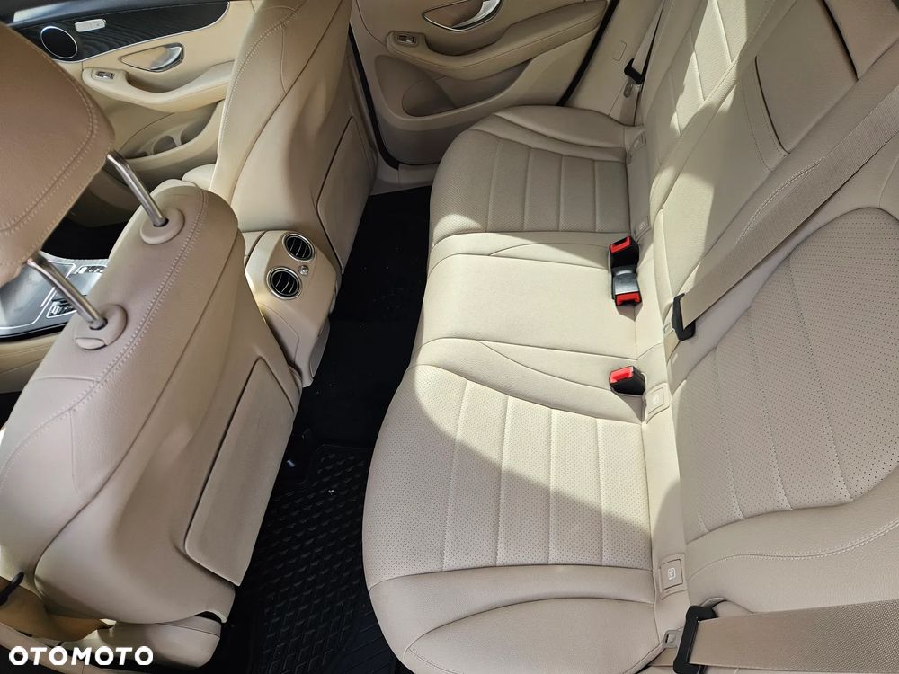 Mercedes-Benz GLC 200 d 4-Matic Business Edition - 10