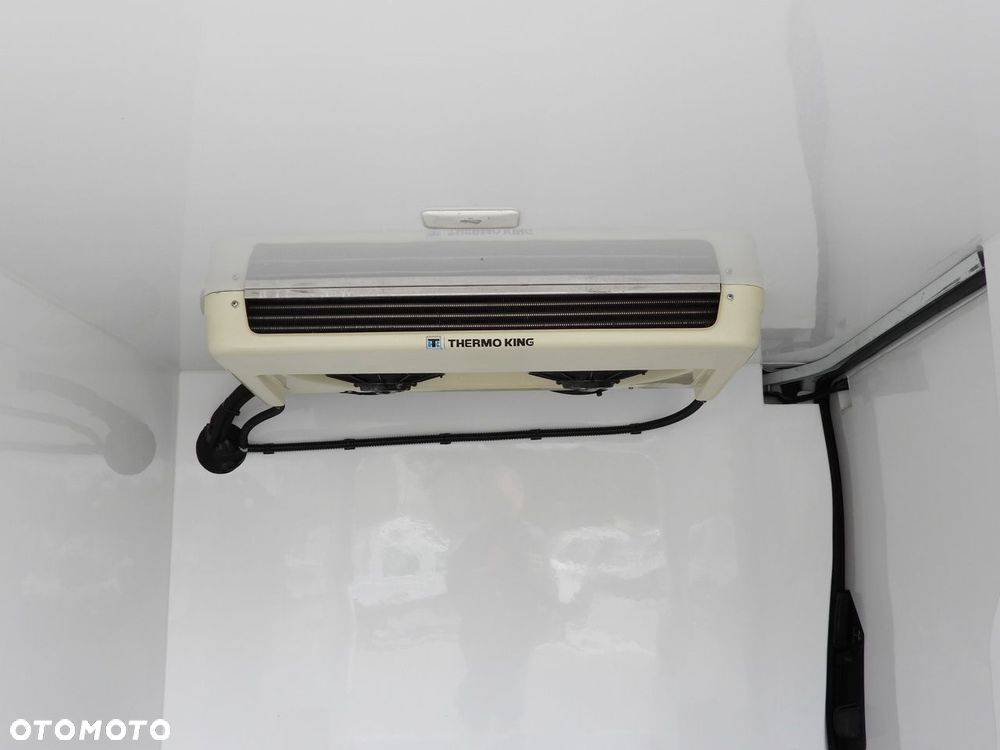 Renault TRAFIC  FURGON CHŁODNIA  0*C TEMPOMAT LEDY KLIMATYZACJA  120KM - 25
