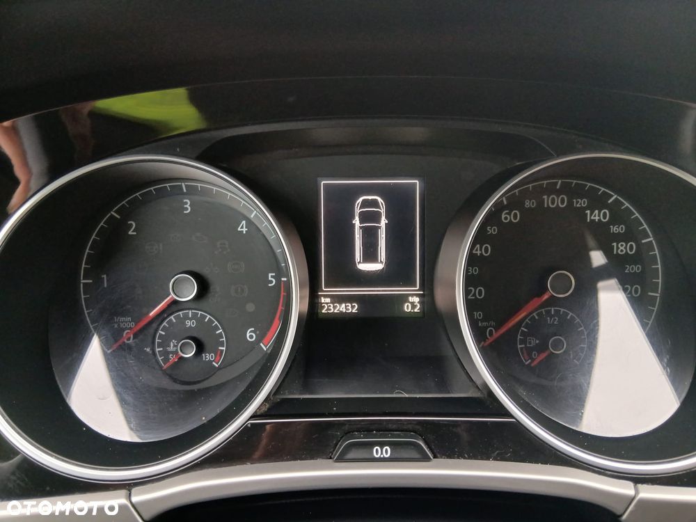 Volkswagen Touran 1.6 TDI BMT Trendline - 34