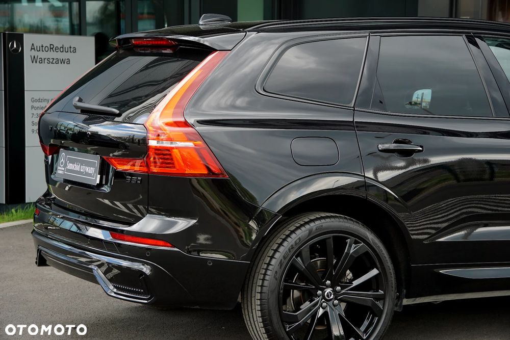 Volvo XC 60 B5 B AWD Ultimate Black Edition - 17