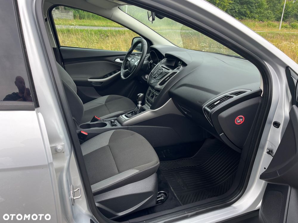 Ford Focus 1.6 TDCi DPF Trend - 13