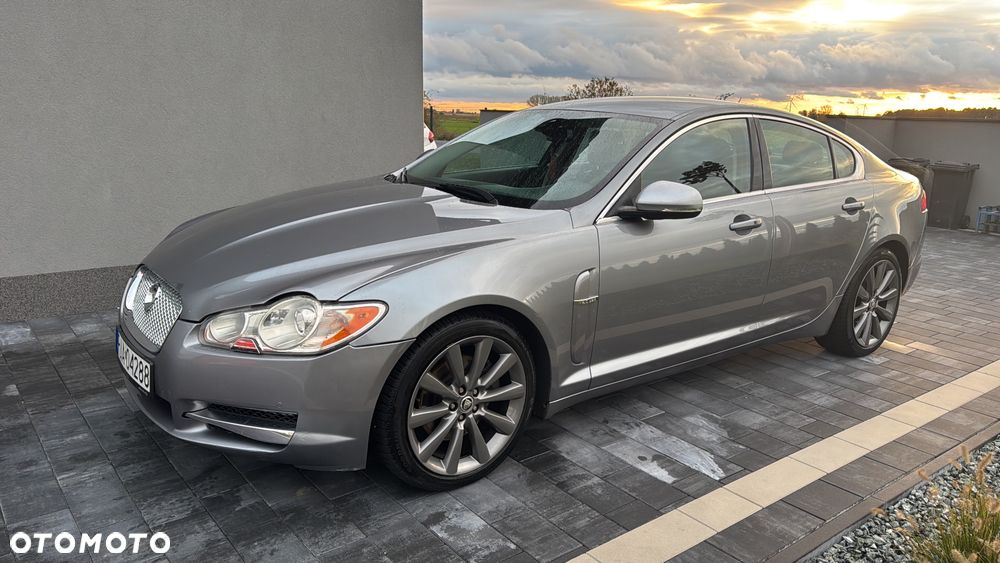 Jaguar XF 3.0 V6 D Premium Luxury - 1